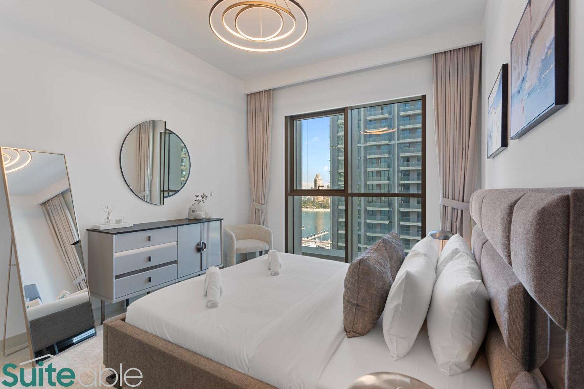 Apartment Serene Sea View Unit In Iconic Emaar Beachfront Dubai