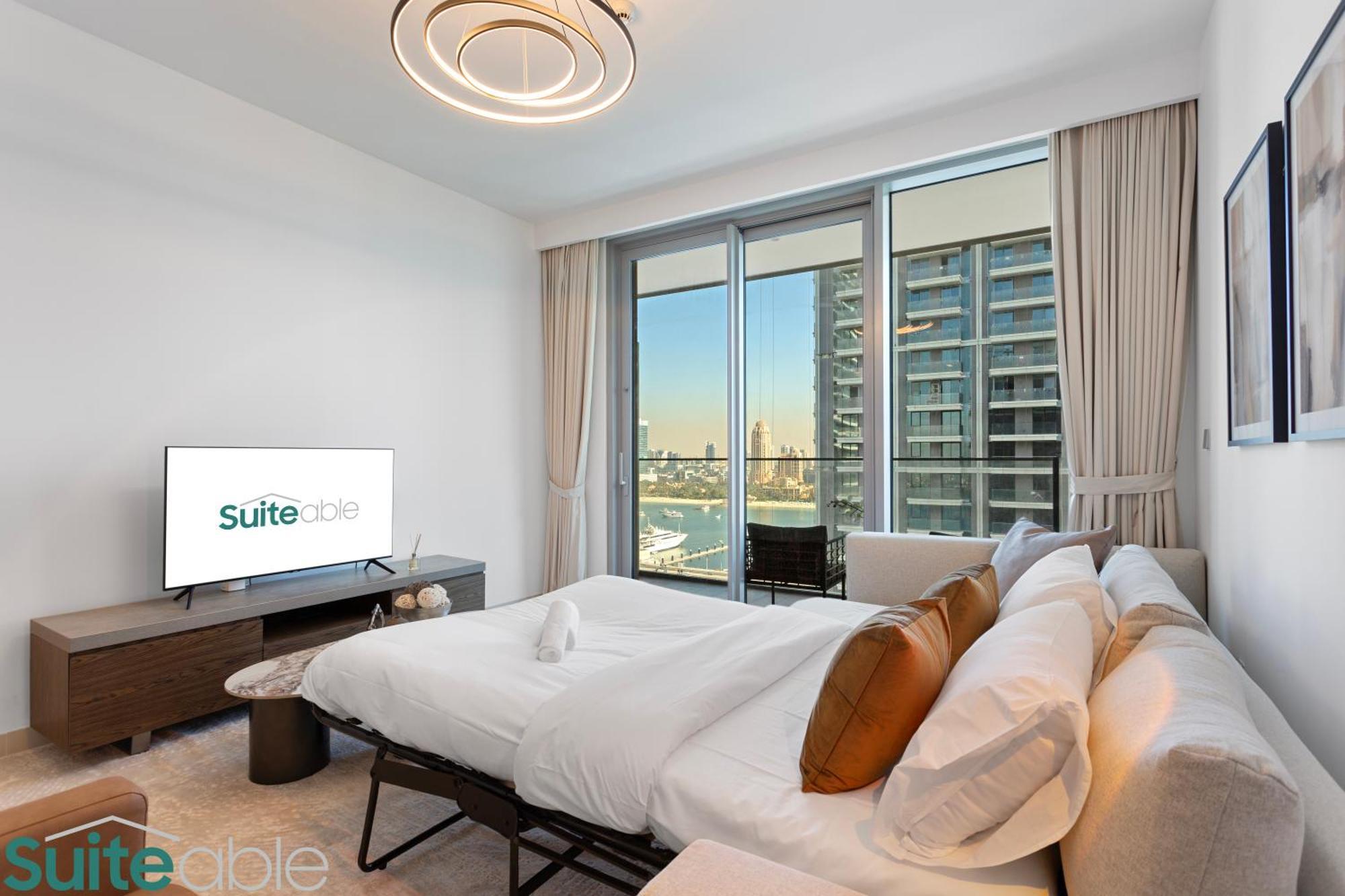 Serene Sea View Unit In Iconic Emaar Beachfront *